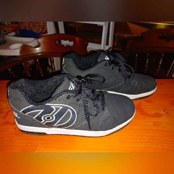Heelys Propel 2.0 Black & White Size 10 - Picture 2 of 7